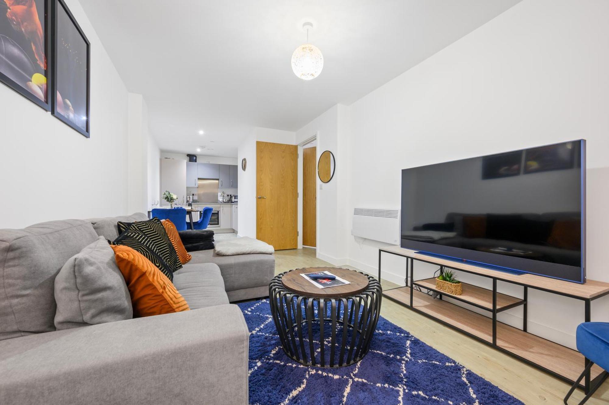Stylish & Spacious Salford Quays One Bedroom High Floor Apartment With Balcony Mánchester Exterior foto